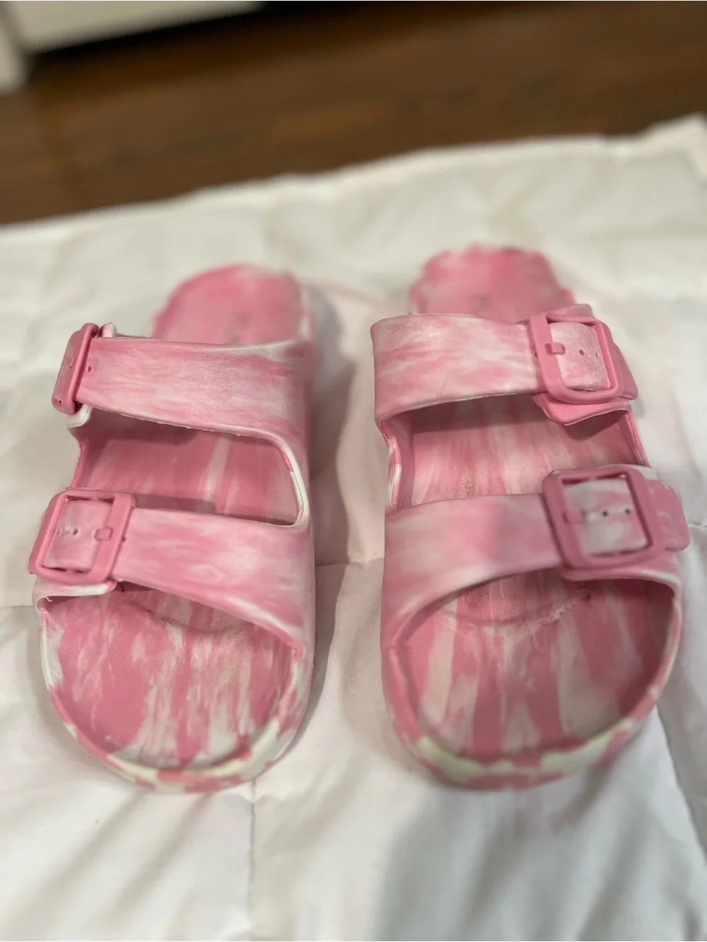 The Children's Place Pink and White Marbled Slide Sandals - Double Buckle